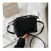 Bolso de gran capacidad de color sólido para mujer 2025 nuevo bolso de mensajero de hombro de moda bolso cuadrado pequeño simple de estilo extranjero bolso de mujer - details 24