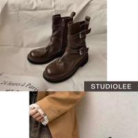 Tobillo con cremallera de color sólido con punta redonda y doble hebilla para mujer, botas de moto de cuero con parte superior - details 4