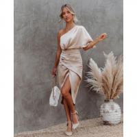 Elegante Vestido de Satén Sin Espalda Hasta el Hombro Desigualado, Vestido de Cóctel con Cremallera - details 2