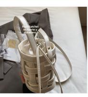 Bolso Tejido de Moda 2025 Bolso Cruzado Versátil para Mujeres Bolso de Verano en Alta Venta - details 3