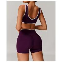 Sujetador deportivo decorativo con contraste y cuello en V, top corto de entrenamiento inalámbrico grueso, ropa deportiva para gimnasio, yoga y correr - details 5