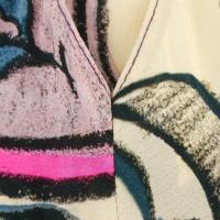 Vestido de Playa de Resort sin Mangas Estilo de Moda de Verano con Hombros Abiertos, Cuello en V, Patrón de Cintura Impresa - details 5