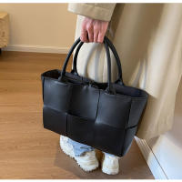 Bolso de mano para mujer, nuevo bolso de hombro premium de gran capacidad, tejido versátil para llevar debajo del brazo. - details 31