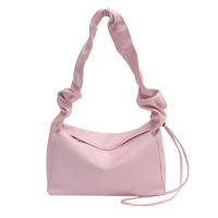 Diseño de nicho sentido de un solo hombro crossbody plisado axilas bolsa de las niñas 2025 verano nuevo bolso de las mujeres de gama alta - details 0