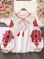 EWQ Estilo Dulce mujeres pulóver camisas bordado Patchwork vendaje cuello pico manga linterna primavera novedad de verano blusa SN0452 - details 0