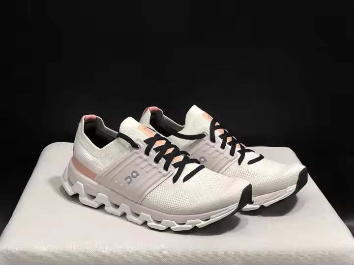 Zapatos de Sendero Off-Road Cloudswift 3 Zapatillas Deportivas Transpirables para Hombres y Mujeres - 1