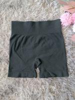 Pantalones cortos deportivos de yoga transpirables sin costuras para mujer, ajuste cómodo deportivo, ropa elástica para entrenamiento y fitness - details 14