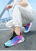 Nuevos zapatos para correr, par de malla transpirable, zapatos para correr ligeros, casuales y versátiles. - details 1