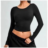 Top de yoga de manga larga con espalda abierta para mujer, ropa deportiva sexy con espalda abierta, Top corto con diseño de espalda en U - details 15