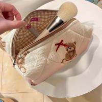 Bolsa De Maquillaje De Algodón Tejida Organizador De Accesorios Coquette Bolso De Cosméticos Con Estilo De Oso Para Viajes Para Mujeres - details 2