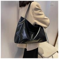 Bolso de mano para mujer, bolsa para axila a la moda, bolso de hombro de cuero Pu suave de gran capacidad, bolso cruzado Retro, bolsos de cubo portátiles informales - details 15