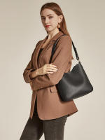 Bolso de hombro con diseño parcheado de color sólido para mujer de verano 2024, bolso de cubo de moda para uso diario, bolso de viaje de moda para primavera, bolso de mano retro y bolsos de mano Bolso mediano Bolso Hobo Bolsos de hombro de trabajo de dise - details 9