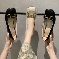 2025 nuevas mujeres Mary Jane zapatos de las mujeres tacones blancos gruesos tacones altos hermosos zapatos individuales - details 2