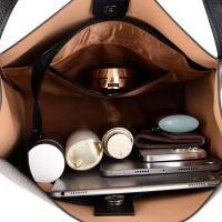Bolso de hombro de cuero suave para mujer, bolsa de mano grande y sencilla de diseñador de lujo, nueva tendencia, 2023 - details 4