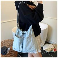 Bolso tipo cubo plisado de estilo coreano, bolso de gran capacidad, bolso de hombro de nailon, bolso cruzado de tela impermeable de Color sólido - details 10