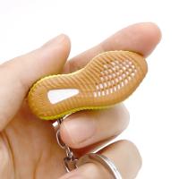 Llavero Mini Zapatillas 3D Adorno Decorativo Creativo para Mochilas, Bolsos, Puertas de Coche - details 1