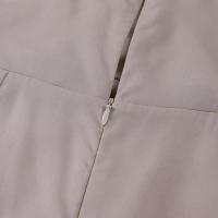 Vestido verde para mujer con cinturón, lazo en la espalda y abertura hueca. - details 8