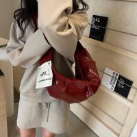 Cuero suave plisado Dumpling Bolso de la Mujer 2025 Nuevo, Cuerno de vaca Bolso de hombro de correa ancha, Negro - details 5