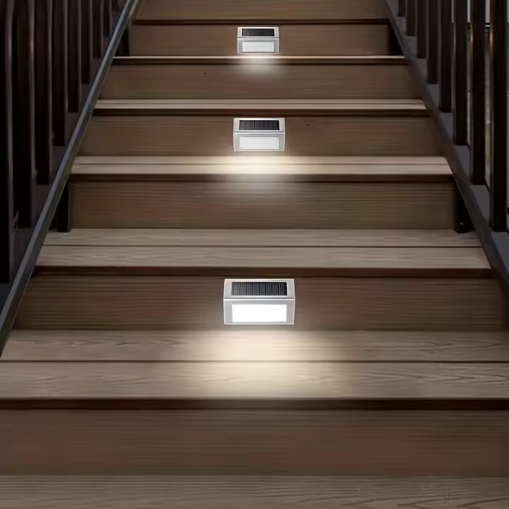 Luz de Paso Solar Moderna de Acero Inoxidable Iluminación de Valla Exterior con Eficiencia Energética Lámpara de Jardín de Estilo Cálido Blanco y Blanco Cálido - 1