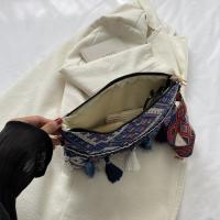 Bolso de hombro con borla para mujer, bandolera de estilo étnico de nicho popular, nueva tendencia, a la moda, con personalidad, 2024 - details 0