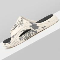 ZHIDA Pantuflas para Hombre EVA Antideslizantes para Interiores Chanclas de Suela Gruesa con Diseño de Graffiti, Sandalias Planas con Estampado de Dibujos Animados para Playa - details 0