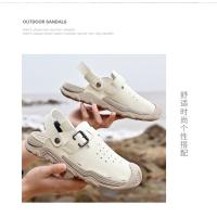 Verano dos usan zapatillas de playa, sandalias deportivas al aire libre y zapatos de montañismo. - details 19