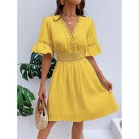 Vestido de verano para mujer, nuevo estilo, con costuras, escote en V y cintura de color liso. - details 5