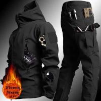 Conjunto táctico de invierno para hombre, traje militar impermeable a prueba de viento para exteriores, chaquetas con capucha de concha suave con múltiples bolsillos, pantalones de trabajo de piel de tiburón - details 2