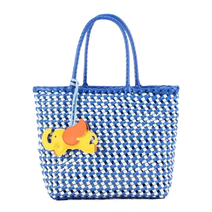 Bolso Tote de PVC Tejido 2024 Diseño Minimalista Neutro para Mujer Bolso de Playa Impermeable - 1