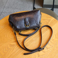 Mini bolso pequeño con clip para mujer, nuevo bolso simple y moderno para teléfono móvil con correa de hombro tipo doctor para mujer - details 40