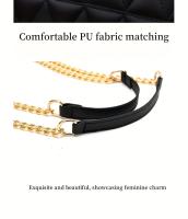 Bolso de Hombro Acolchado con Cadena Dorada Estilo Vintage Negro, Cierre Seguro, Forro de Poliéster, Accesorio Elegante, Construcción Duradera para Ocasiones Casuales y Formales - details 16