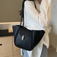 Bolso de hombro para mujer - Bolso minimalista elegante con cierre de herrajes en tono dorado, bolso informal y formal Negro/Beige/, Bolso estructurado duradero para mujer, Diseño elegante y elegante - details 8