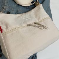 Bolso Cruzado de Nylon Negro Ligero, Espacioso con Correa Ajustable, Bolso Casual para Mujeres - details 4