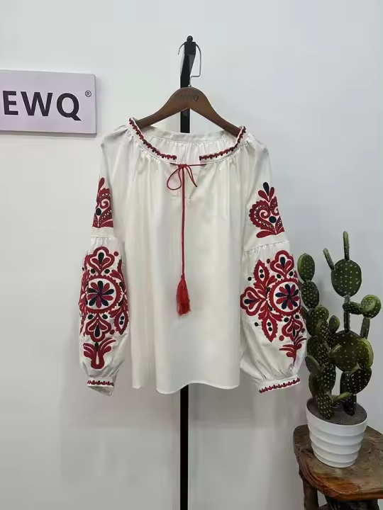 EWQ Estilo Dulce mujeres pulóver camisas bordado Patchwork vendaje cuello pico manga linterna primavera novedad de verano blusa SN0452 - 1