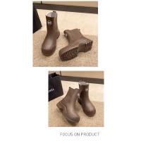 Botas de Lluvia para Mujeres de Moda Media Caña, Impermeables, Antideslizantes, Resistentes al Desgaste Zapatos de Goma de Cercanías - details 17
