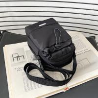 Bolso de hombro con cordón de nailon, bolso cruzado ligero de estilo coreano para mujer, bolso de cubo de gran capacidad con correa ajustable - details 4
