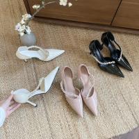 Tacones altos nuevo diseño de nicho temperamento pies no cansados ​​diamantes de imitación blanco stiletto zapatos de boda hueco sandalias - details 47