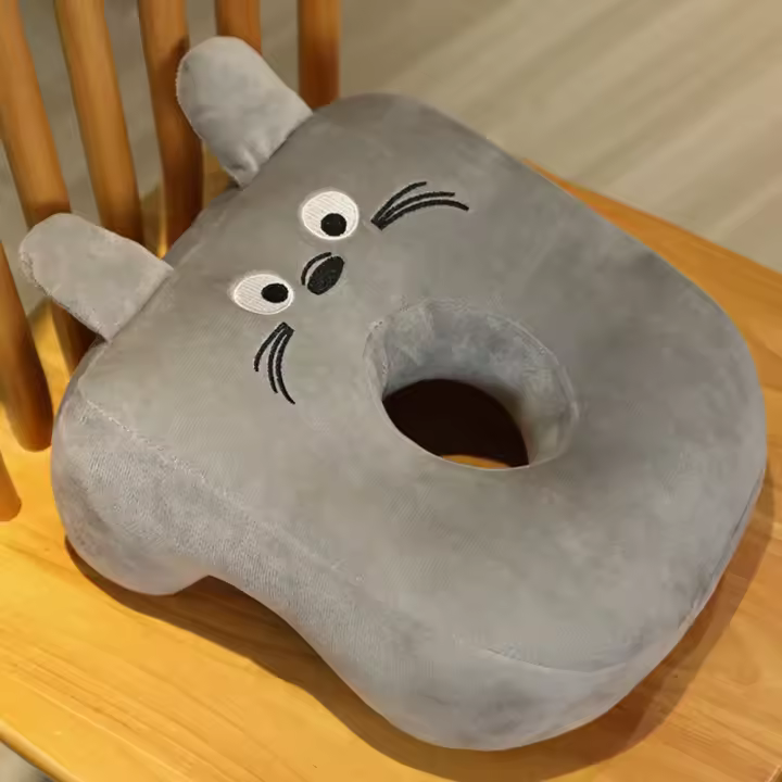 Almohada portátil de felpa con dibujos animados para la siesta, almohada para dormir con diseño de animales con agujeros huecos, almohada suave resistente al desgaste para descanso de escritorio y oficina - 1
