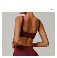 Conjuntos de Yoga de 2 uds., trajes de entrenamiento de realce para mujer, trajes de gimnasio, sujetador corto de cintura alta, pantalones cortos acampanados, trajes para Fitness y correr - details 1