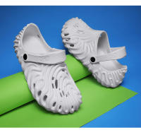 NOVEDAD DE VERANO 2022, zapatos grandes con agujeros para huellas dactilares para parejas, con parte inferior y punta suave, sandalias para hombres - details 18
