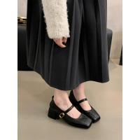 Francés retro cabeza cuadrada boca poco profunda solo zapatos femeninos 2025 tacón medio tarde noche temperamento hadas tacón grueso Mary Jane pequeños zapatos de cuero - details 10