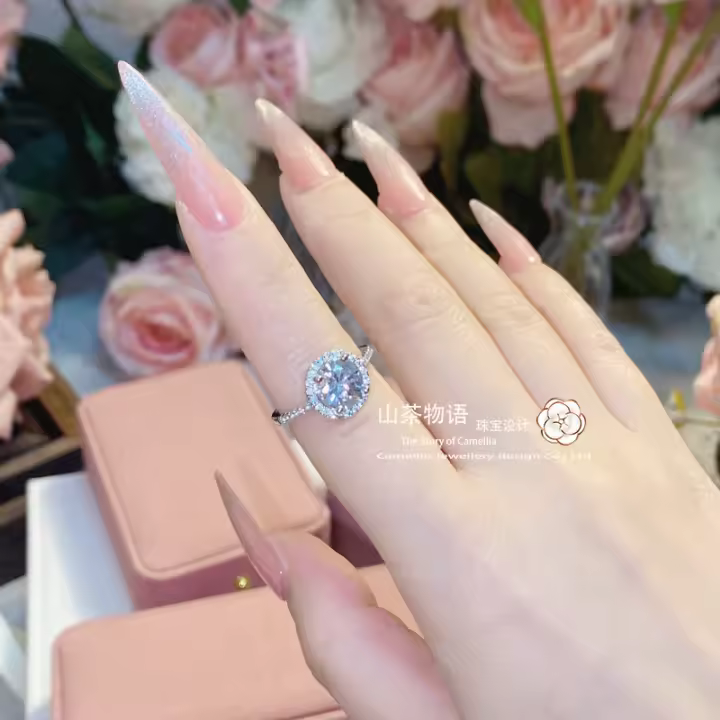 Nuevo anillo de imitación de moissanita, grupo chapado en oro para mujer, anillo de nicho vivo con incrustaciones de circonio y diamantes - 1