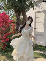 Vestido de manga corta con cuello cuadrado estilo socialité francés para mujer en verano de 2025, con cintura delgada y un sentido de princesa - details 3