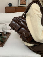 "Bolso Bandolera Vintage de Cuero - Estilo Bolera Retro, Elegante y Multifuncional para Mujer, Ideal para Oficina, Fiesta o Uso Diario |   Envío Rápido en Miravia" - details 5