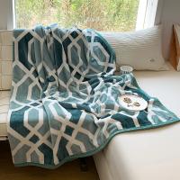 Manta de Lana de Estilo Geométrico en Blanco para Colchones y Sofá Reacciona con Impresión Gráfica Ideal para Cama Individual/Reina/Rey - details 4