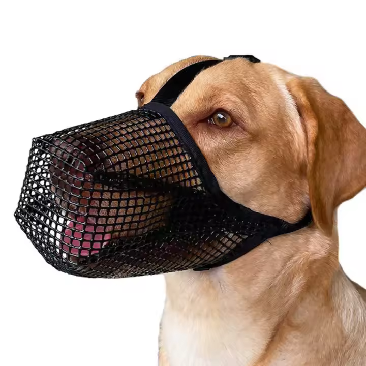 Bozal de perro cubierto de malla suave con correas ajustables para perros pequeños, medianos y grandes - 1