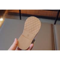 Sandalias para niños y niñas 2025 nuevos zapatos de princesa de moda suela suave zapatos de playa para niños medianos y pequeños zapatos de verano para niños bordados - details 20