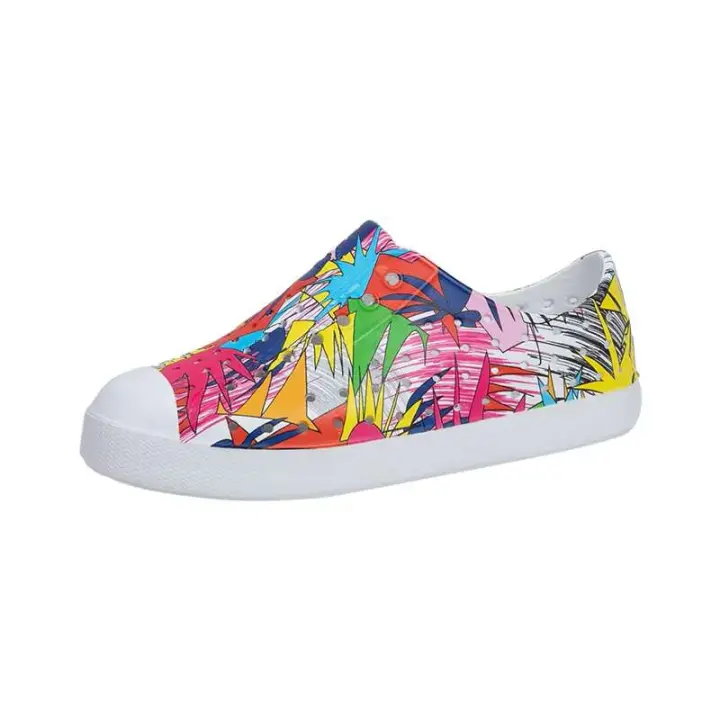 Nuevos zuecos de playa para bebé de alta calidad, sandalias antideslizantes con estampado de jungla de 13cm para niños, baratas y ligeras - 1