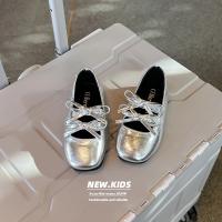 Zapatos de cuero para niñas, calzado de fiesta versátil con fondo suave y pajarita, estilo princesa, otoño, 2024 - details 2