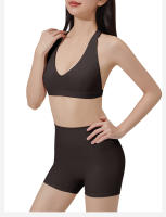 Sostén deportivo con almohadillas para el pecho, espalda hermosa, sujetador de tiras delgadas para pilates y fitnessbraConjunto de yoga con camiseta sin mangas y shorts que levantan los glúteos - details 15